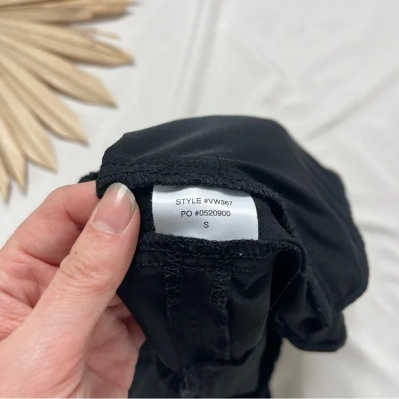 Vuori Dash 2.0 Black Workout Athletic Gym Mesh Pocket Running Shorts Size Small - Picture 4 of 6